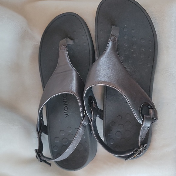 VIONIC pewter grey wedge thong sandals sz. 8 excellent shape!! - Picture 7 of 10